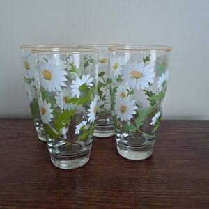 Vintage LIBBEY Daisy Pattern Glasses